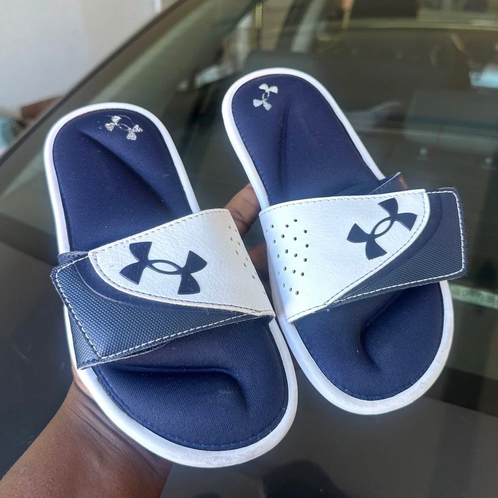 Under Armour Ignite VI Little Kids Slide Sandals Size 2Y Navy Blue White Shoes